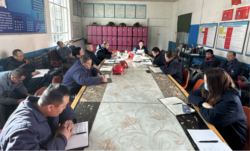 對標(biāo)對表新要求 主動(dòng)作為抓落實(shí)&mdash;&mdash;物產(chǎn)工投公司紀(jì)委召開學(xué)習(xí)貫徹中紀(jì)委、省紀(jì)委二次全會(huì)精神專題會(huì)議暨節(jié)前廉政教育警示會(huì)