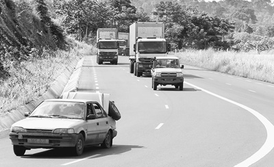 搭中國快車，促非洲發(fā)展